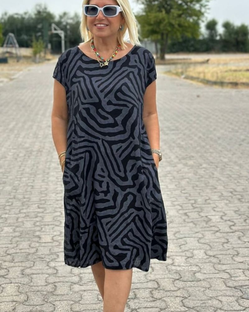 Amara | Sommerkleid mit Rundhalsausschnitt und schöner Druck