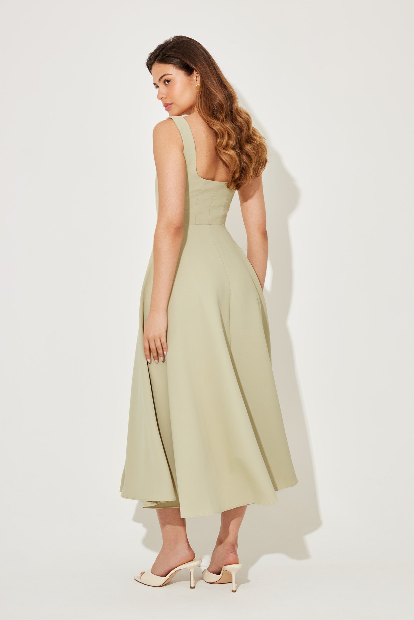 Amelia | Zeitlose Fließende Midi-Kleid