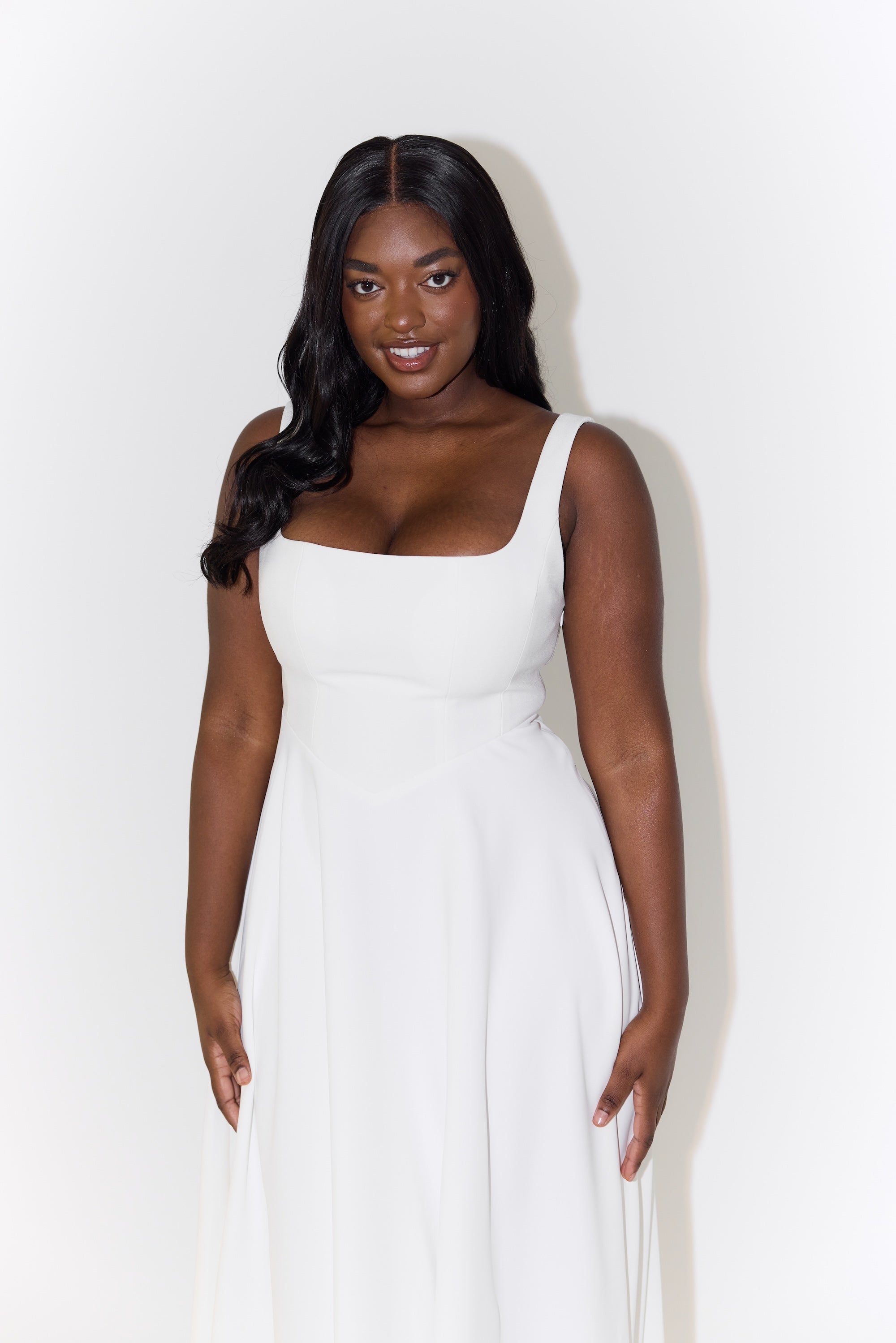 Amelia | Zeitlose Fließende Midi-Kleid