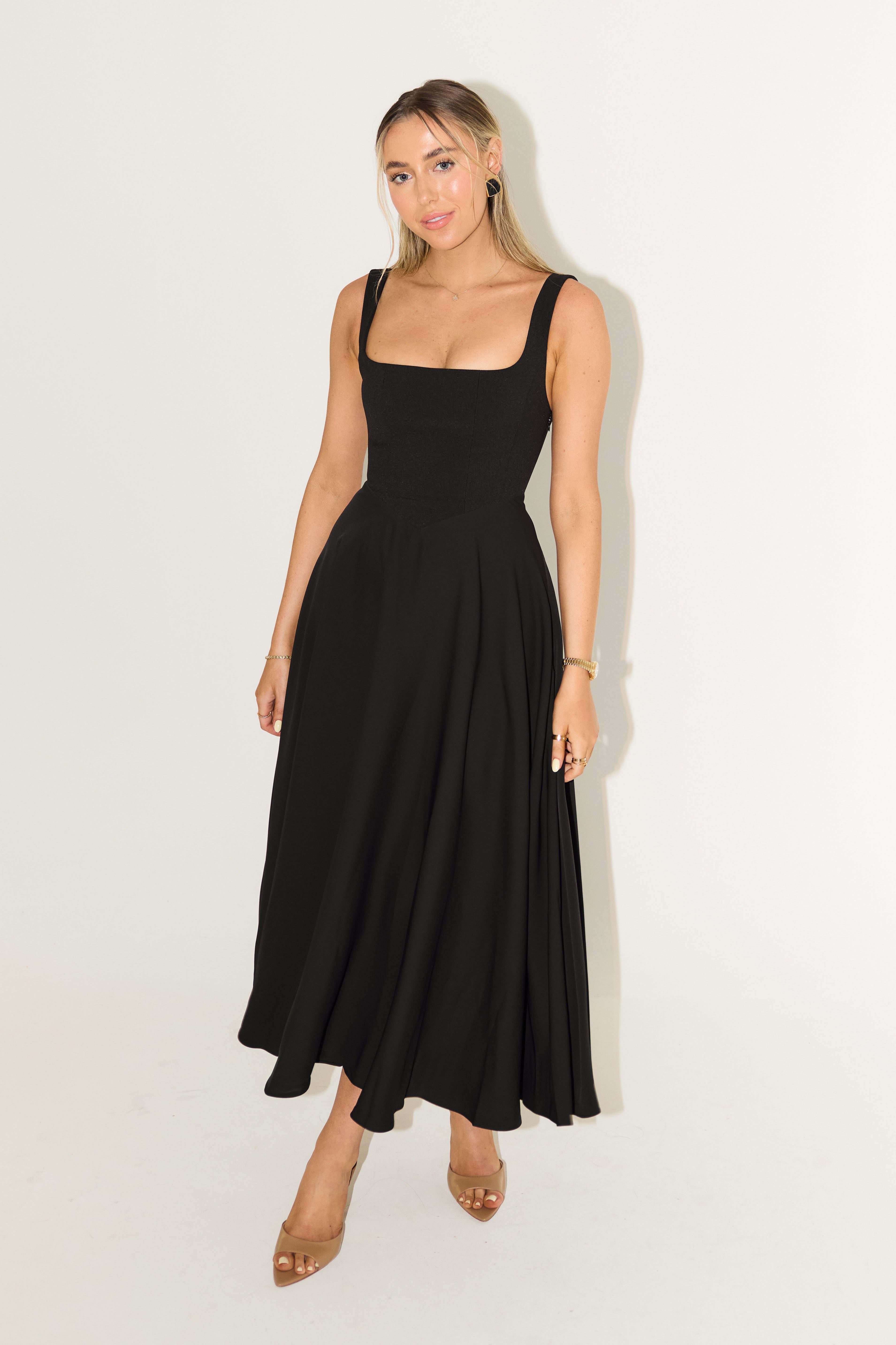 Amelia | Zeitlose Fließende Midi-Kleid