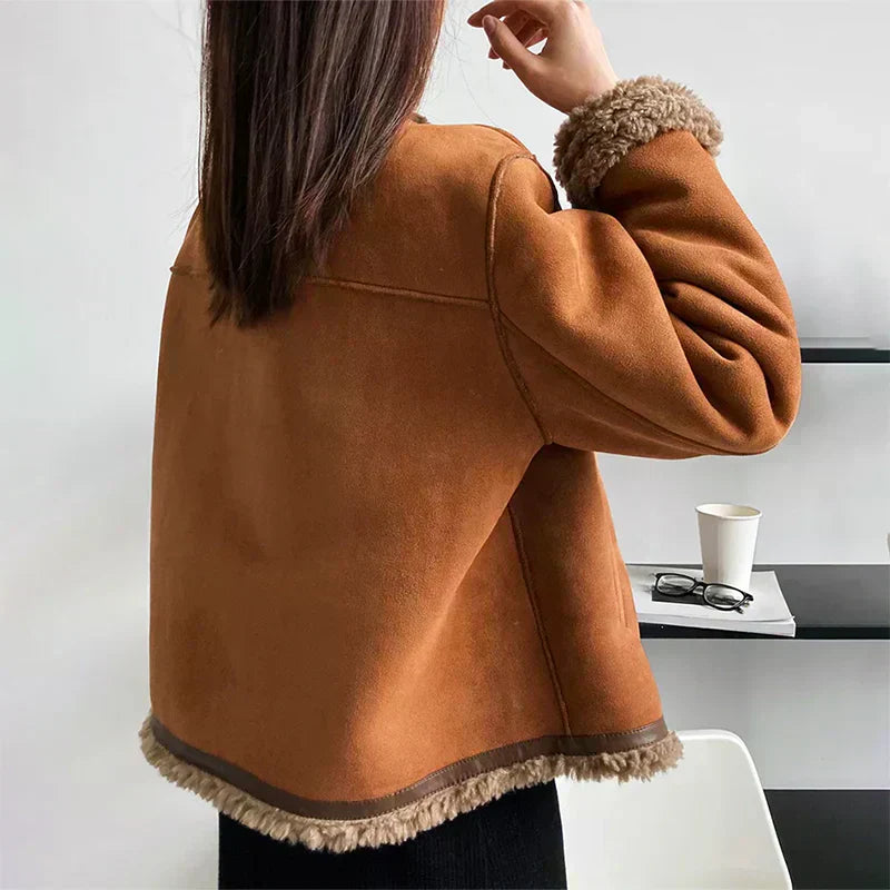 Terhild – Jacke mit Lammfellbesatz