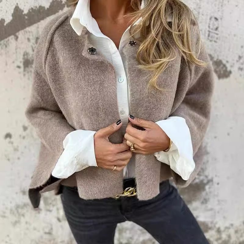 Nicole | Cape mit schickem, ausladendem Ärmel